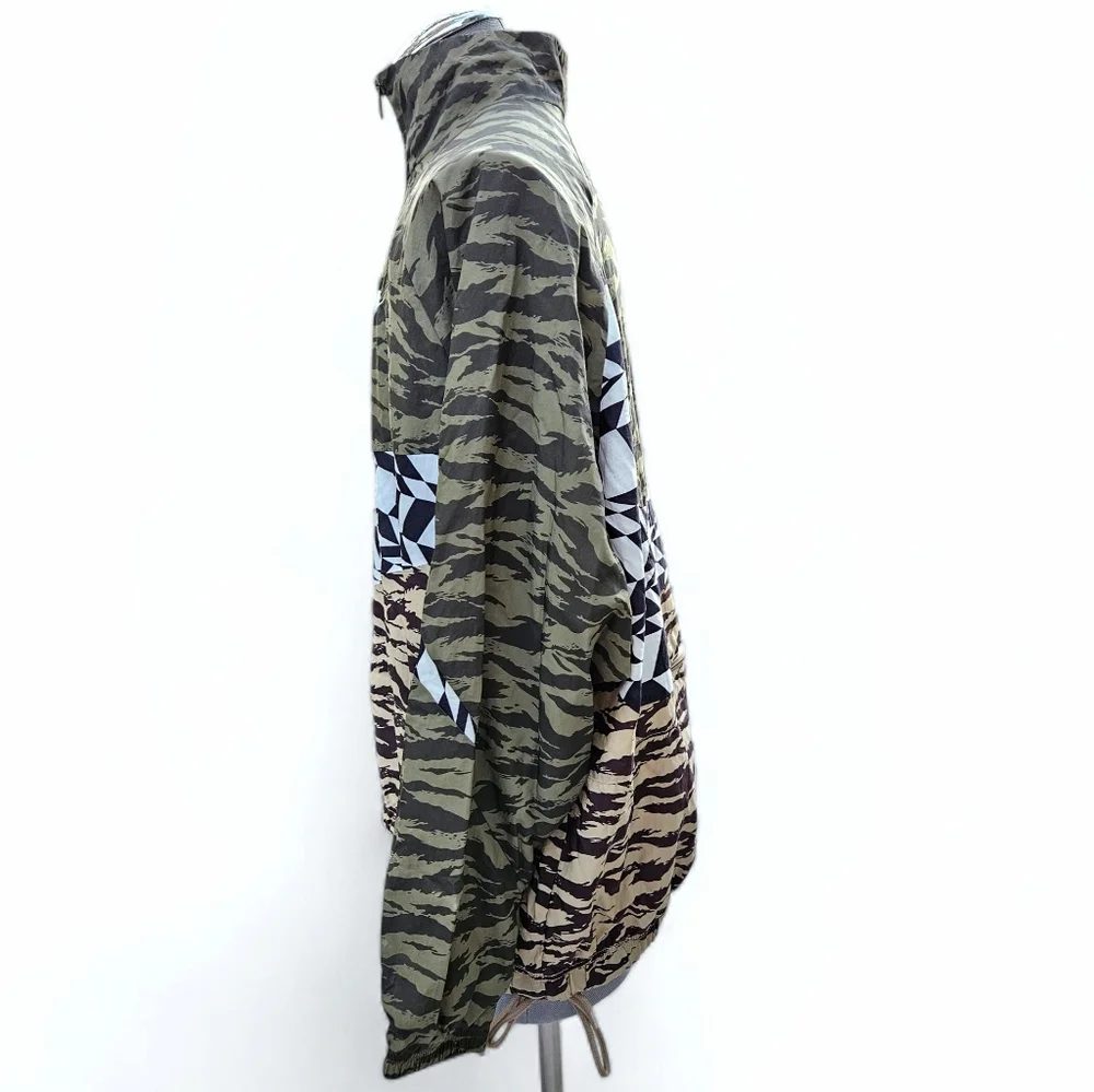 Nike | NSW AOP Vaporwave Swoosh Woven Half-Zip Jacket | Packable | Mens - Picture 8 of 16